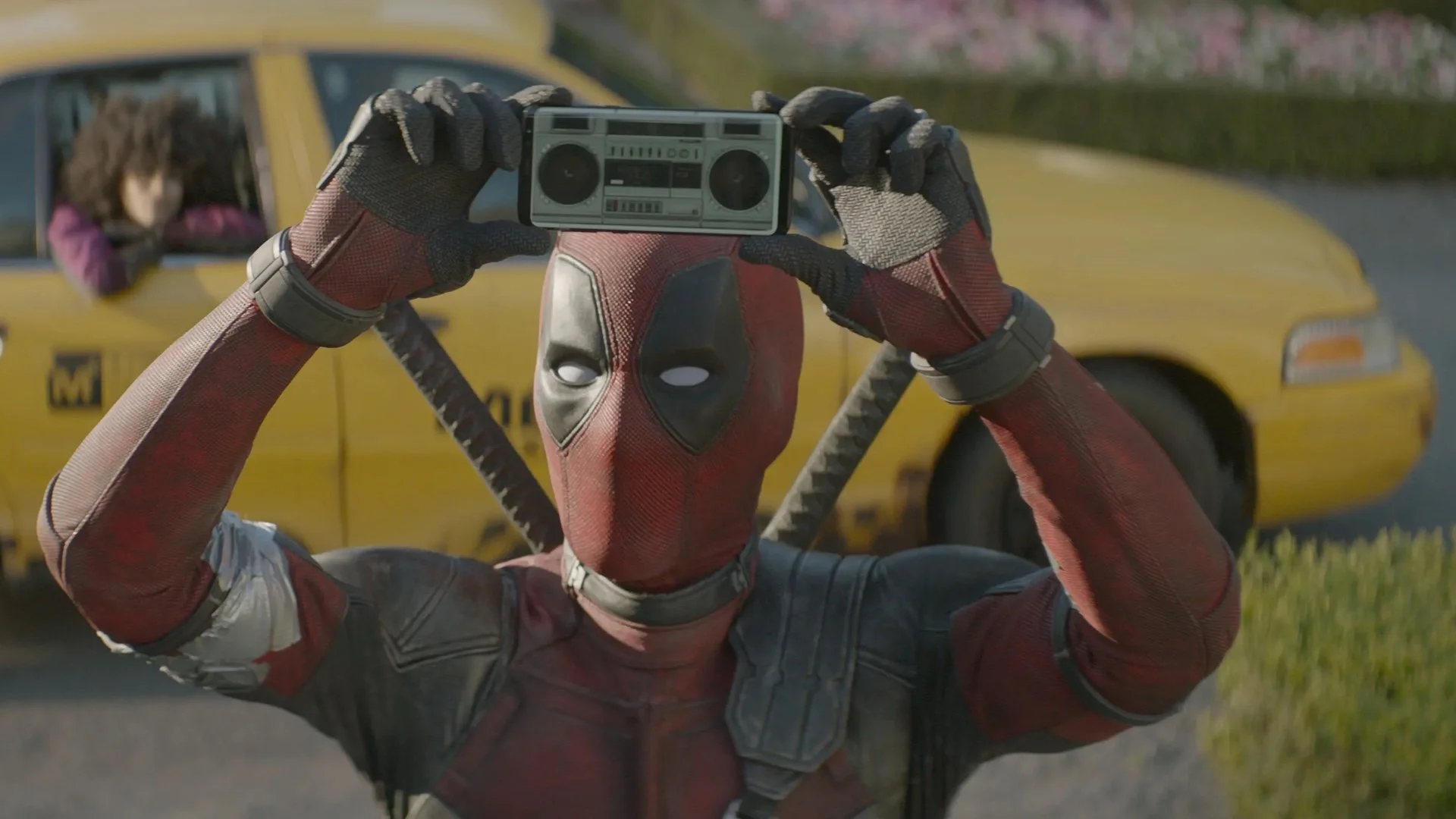 Rob Liefield Says DEADPOOL 3 ‘Will Melt Your Face’ And Cast Will Blow People’s Minds