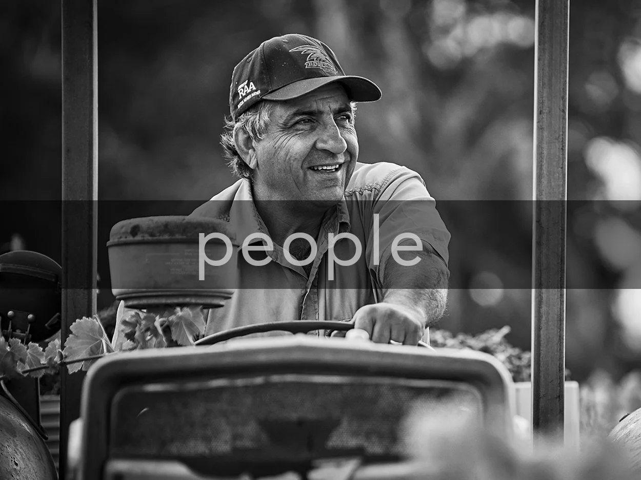 people-thumb.jpg