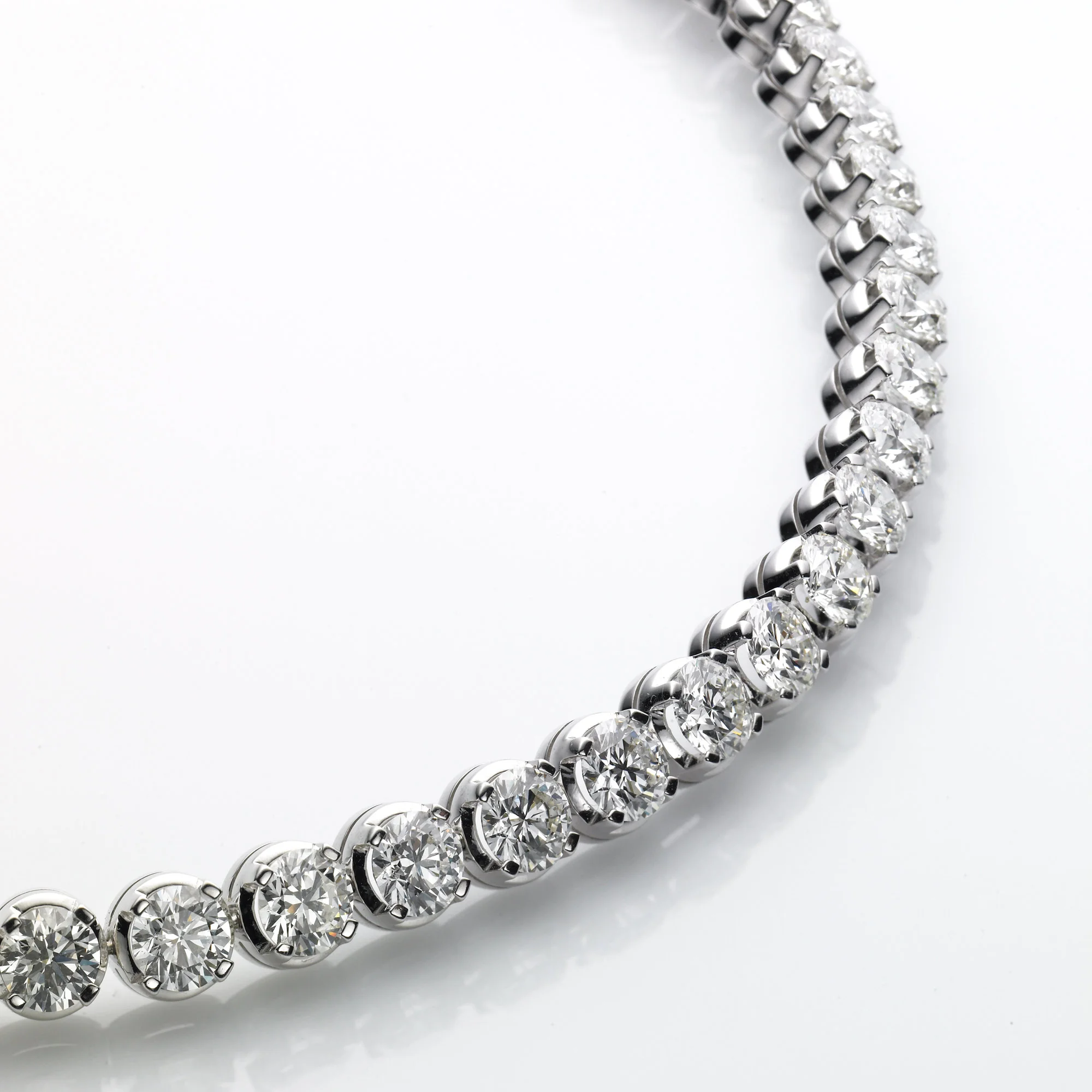 Diamond-bracelet.jpg