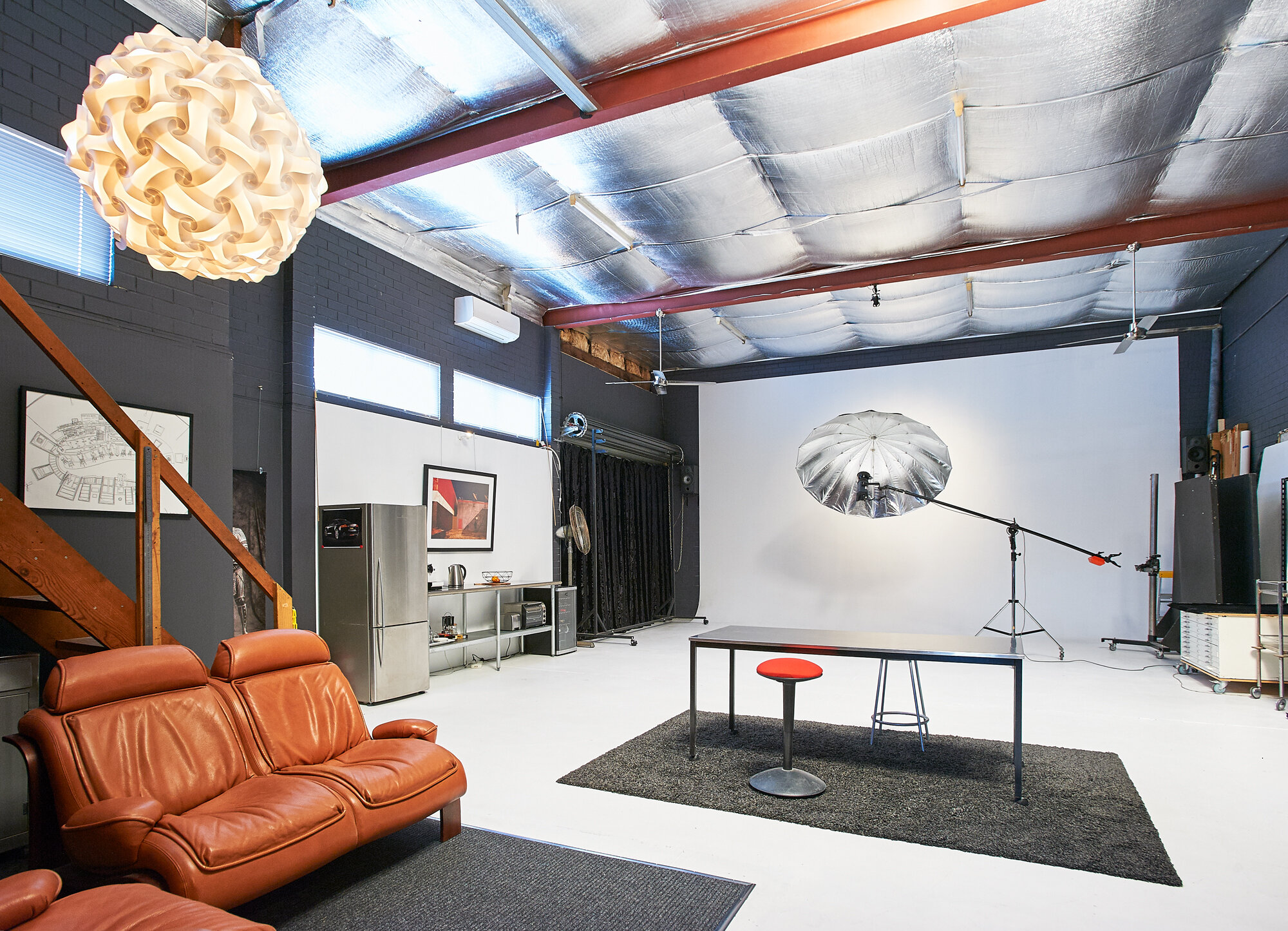 Studio 010.jpg
