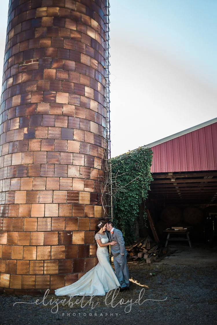 Elizabeth Lloyd Photography - Farm Weddings in St. Louis