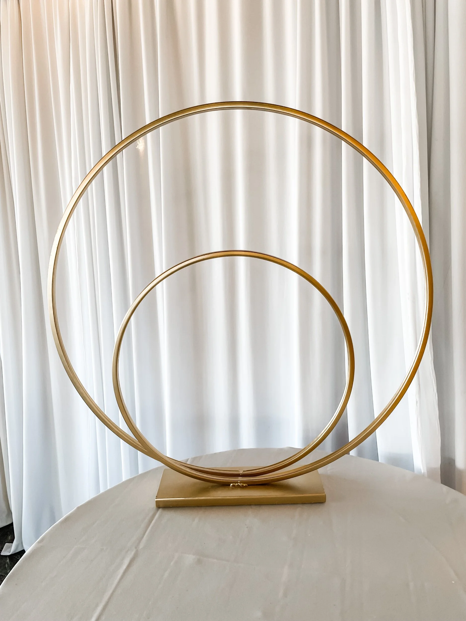 88026667-11E1-4005-AEAB-36E05D6B78F2