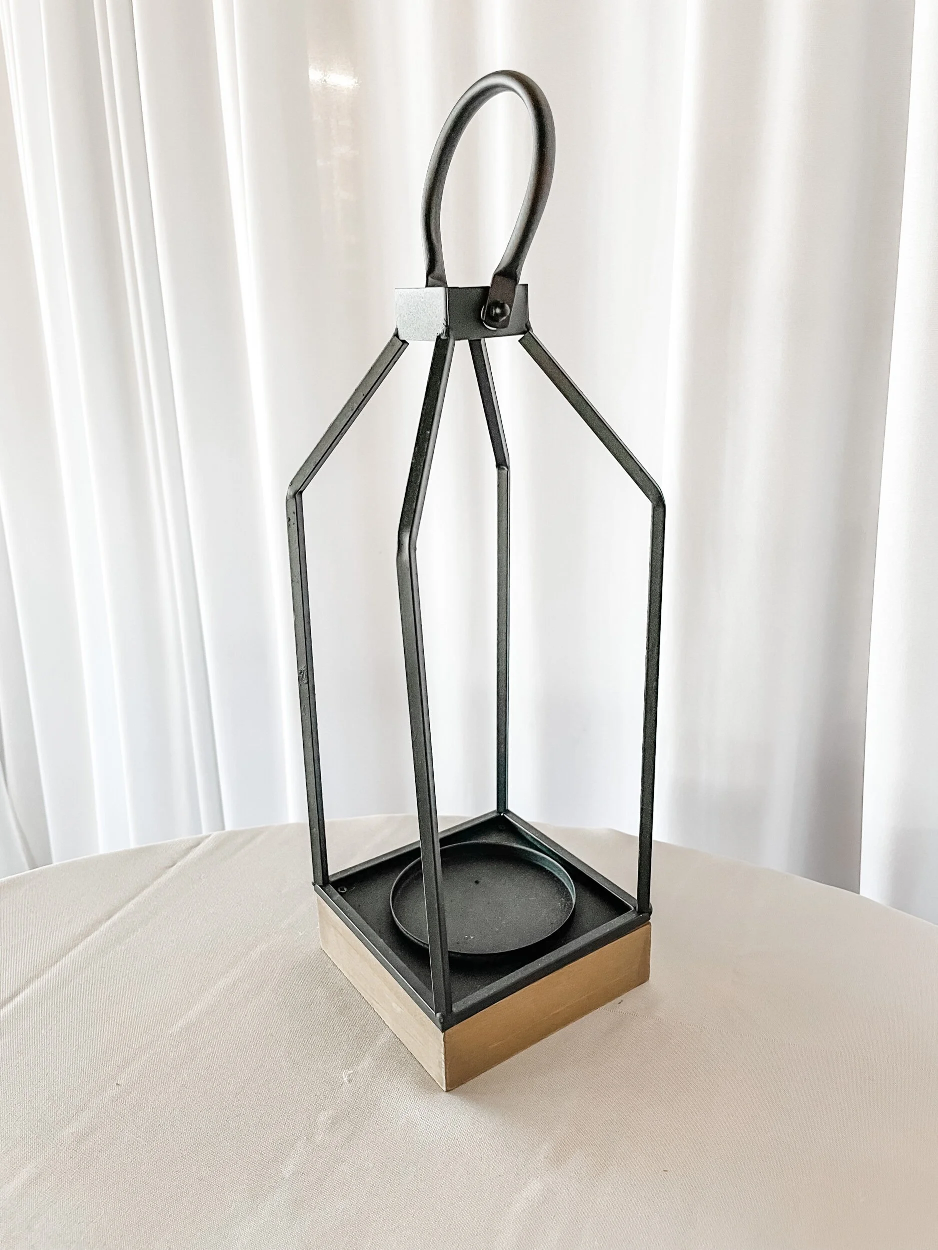 E7E66958-CB0C-4AD5-BF5C-F769C864FC8D