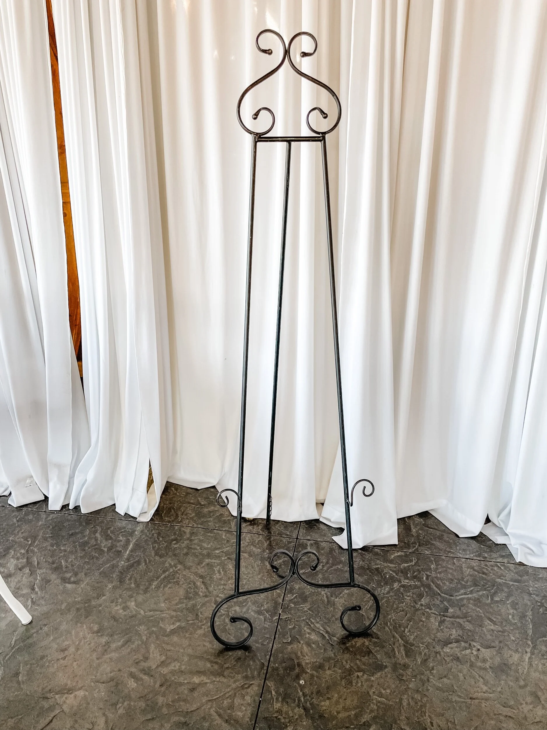 707A8768-F331-4B6C-99D0-F7A0A5563586