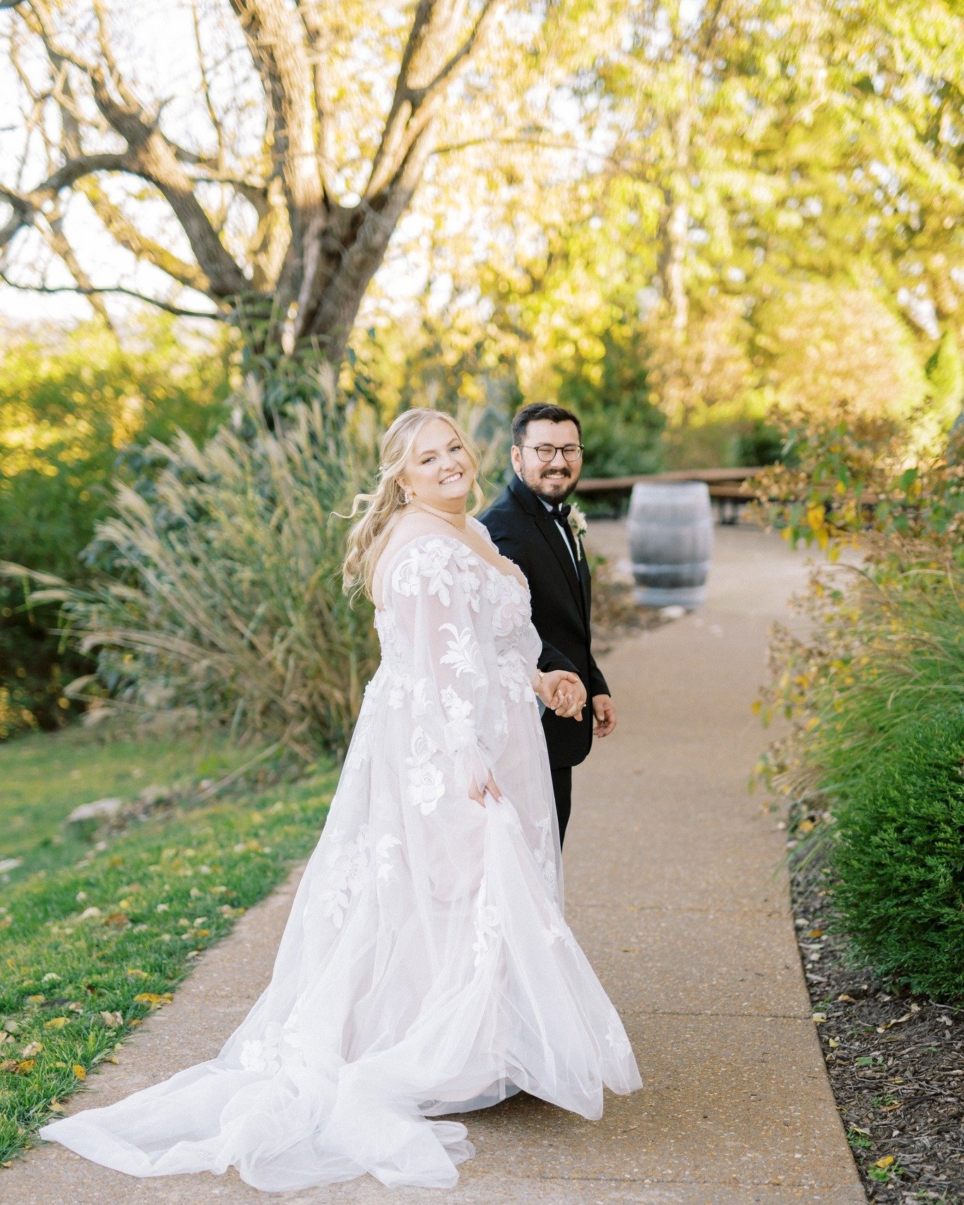 Married Couples - What advice do you have for future couples planning their wedding day?👇

💍Wedding Vendor Team💍
Wedding Photographer: @mcdonaldvideophoto
Wedding Planner: @jackiemannevents
DJ/Band: @completeweddingsstl 
Bar Service: @tsliquor
Wed