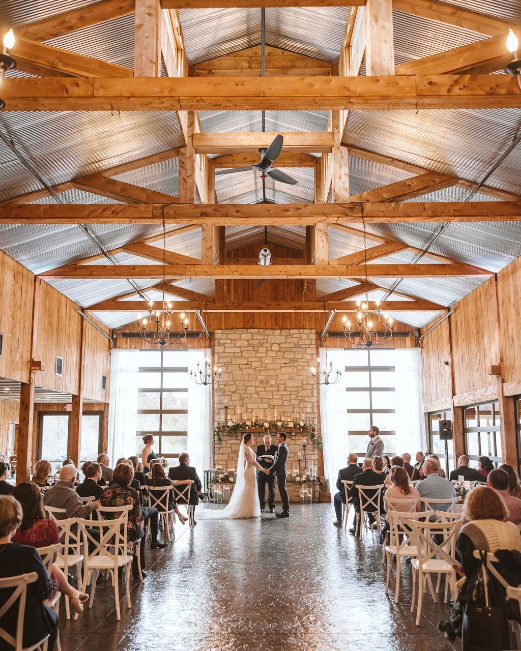 Please excuse us while we pick our jaw up off the floor😦😍 We LOVE hosting gorgeous❤️indoor wedding ceremonies❤️ like this one from this past February. 

Who else is planning a winter wedding?? 🙋&zwj;♀️

✨Wedding Vendors✨
Wedding Photographer: @abi