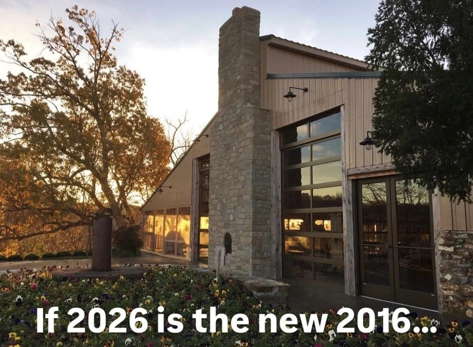 If 2026 is the new 2016, we&rsquo;re saying &ldquo;yes&rdquo; all over again.💍

Things that were cool in 2016
(and are still cool in 2026):

✨ Gorgeous outdoor ceremonies
✨ Timeless, one-of-a-kind photo spots
✨ Emotional vows that make everyone cry
