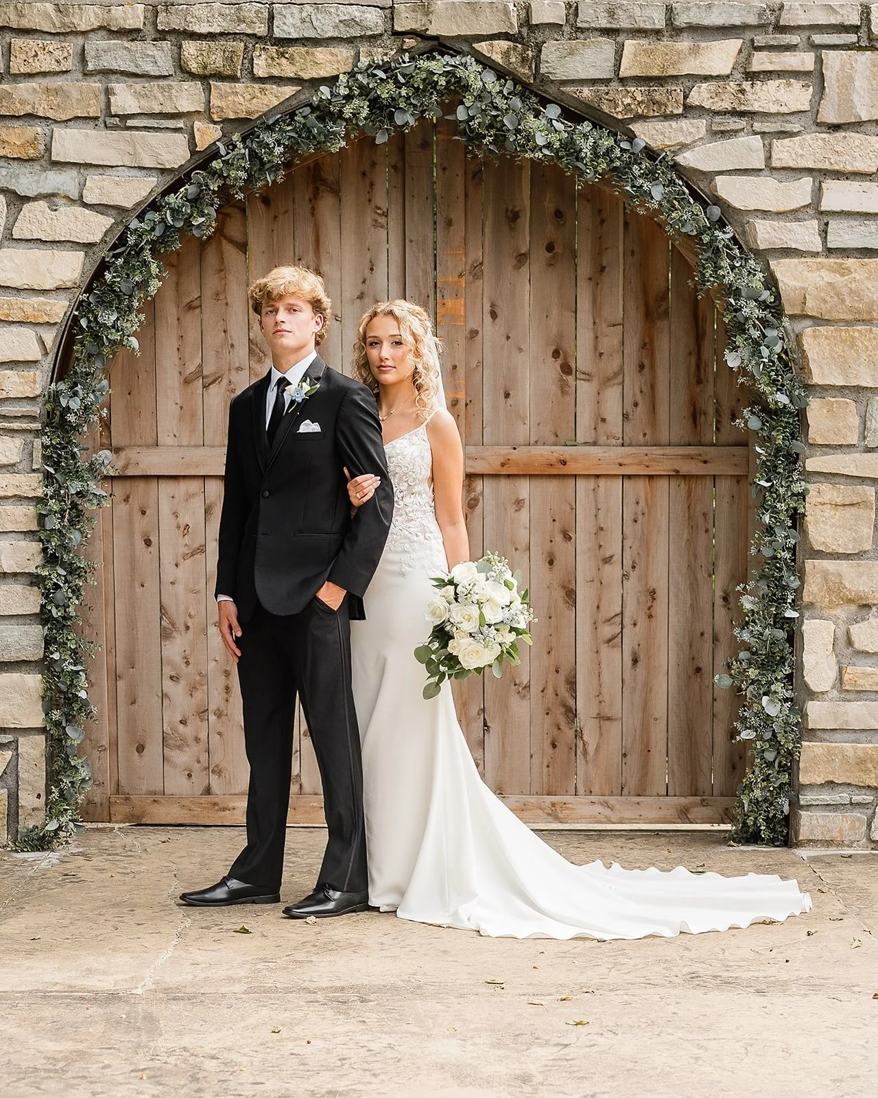 Forever 💕

 ✨Wedding Vendor Team✨
Photographer: @BlacktieWeddingsandEvents
Wedding Venue: @HaueValley
DJ/Band: @EliteProDJ
Catering: @2MikesCatering
Florist: @FlowerLabSTL
Sweets: @CelebratingLifeCakes
Hair + Makeup: @EyeDoSTL

#brideandgroom #weddi
