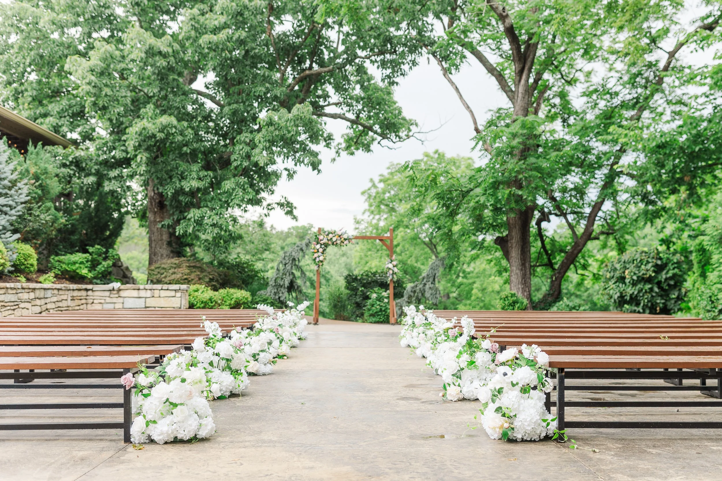 What “All-Inclusive” Wedding Venues Really Mean (and What to Look For in St. Louis)