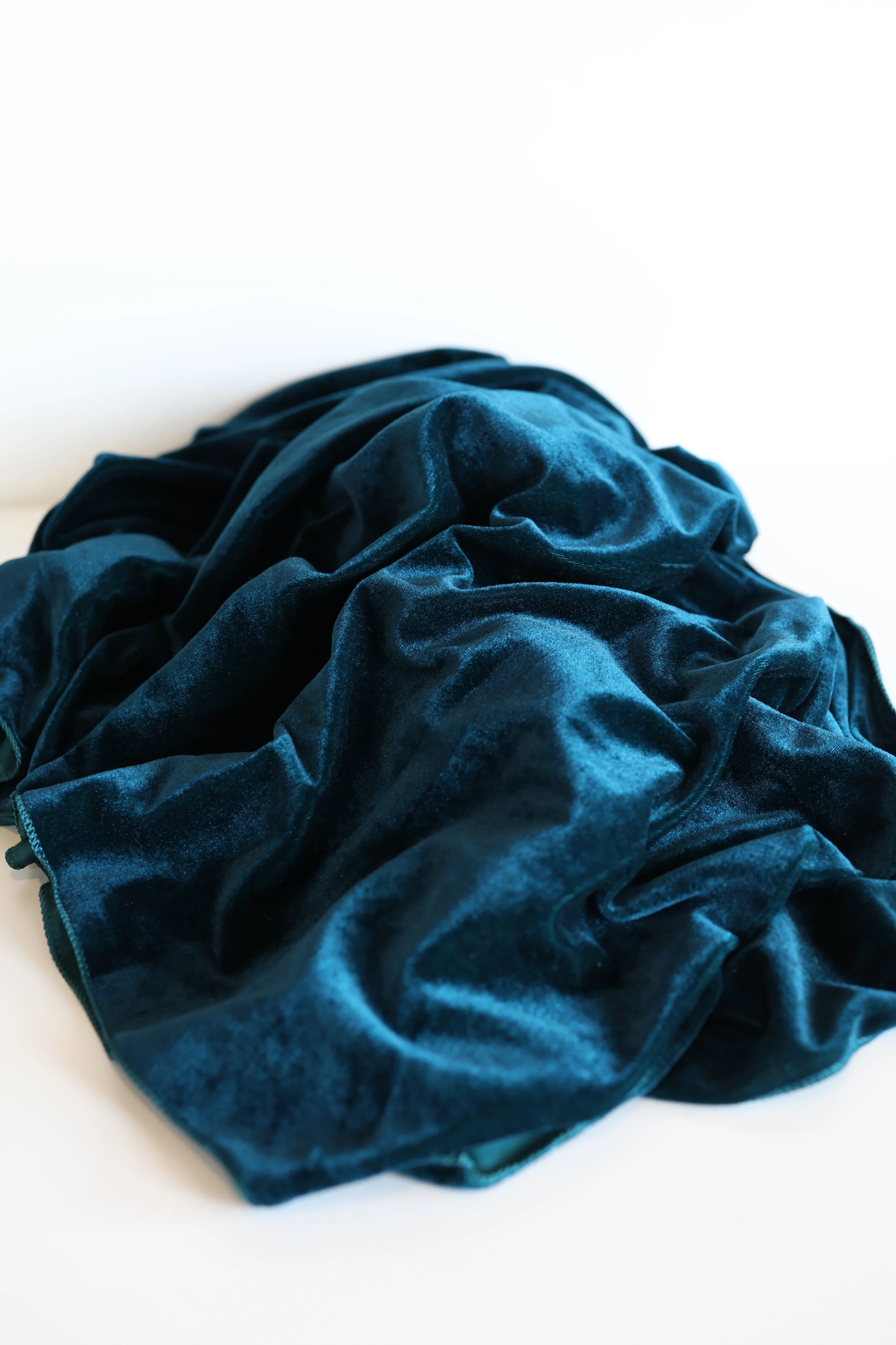 Runner - Peacock (Dark Teal) Velvet