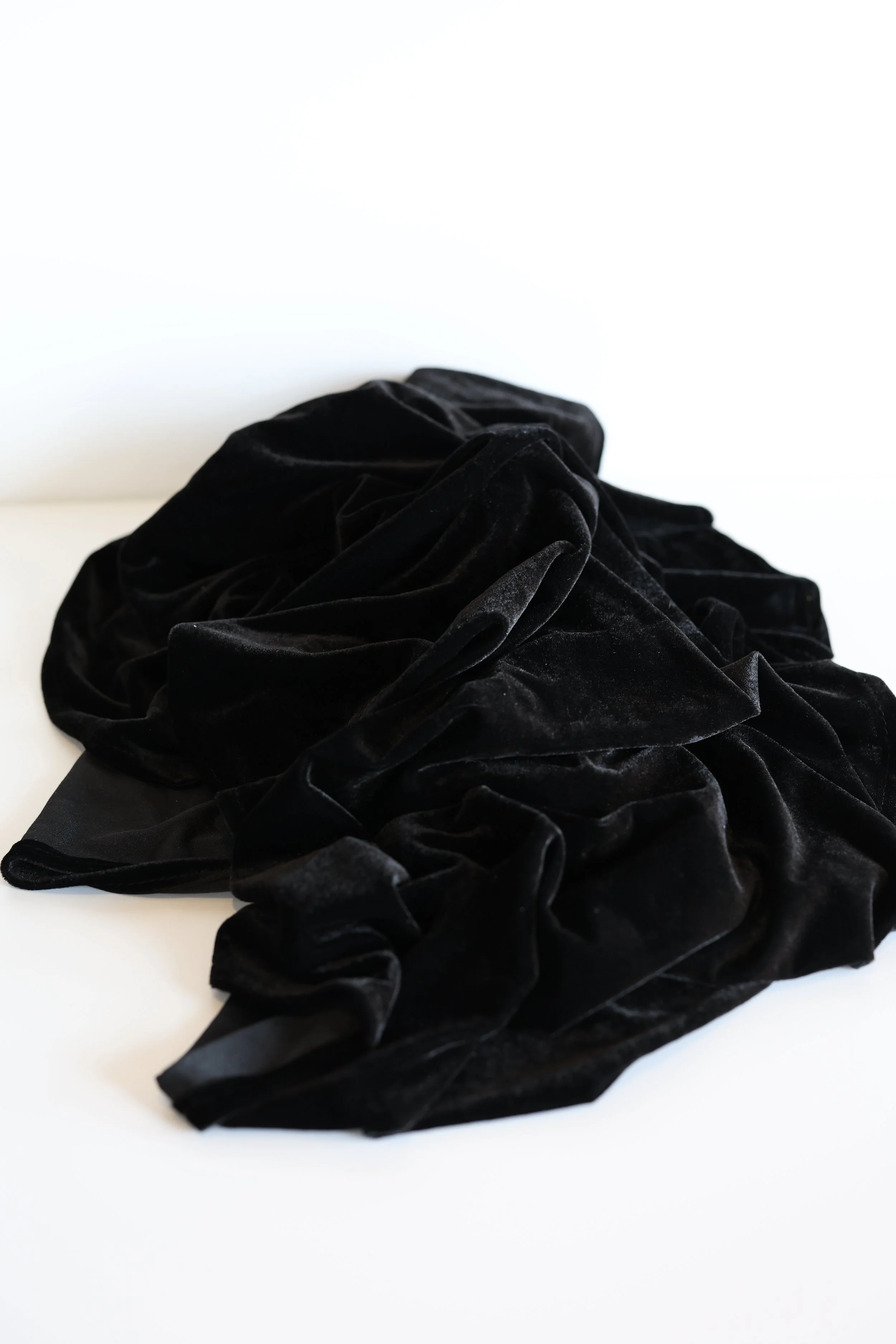 Runner - Black Velvet