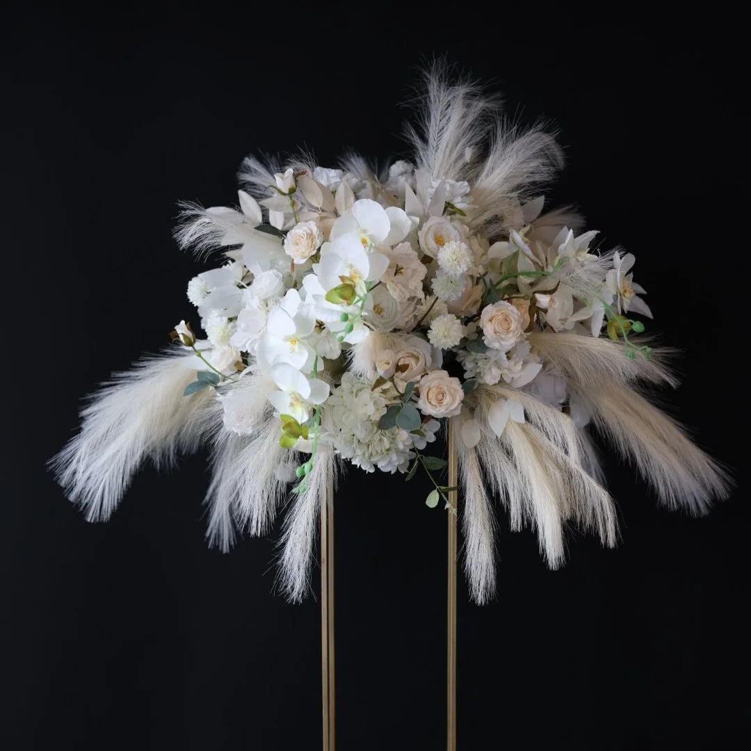 Stand Alone - Off White with Pampas Accents