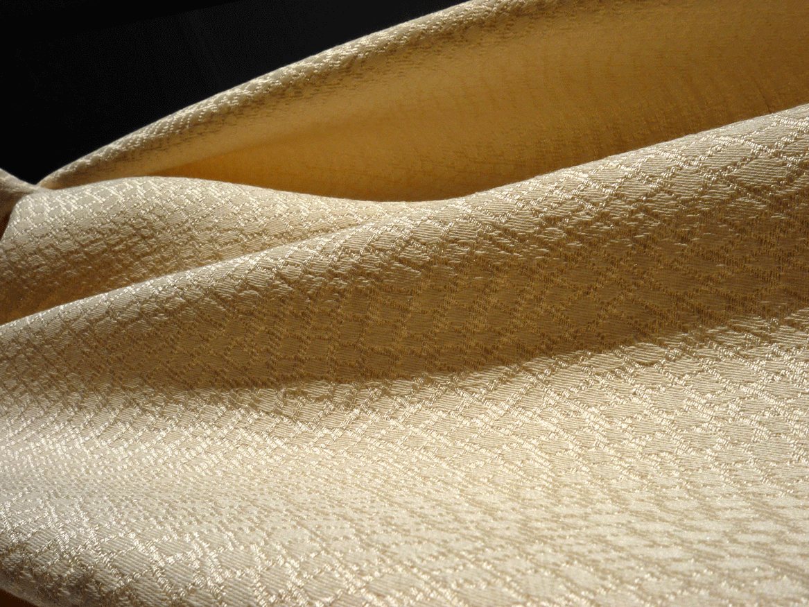 50% Silk, 50% Cotton. Jacquard woven.