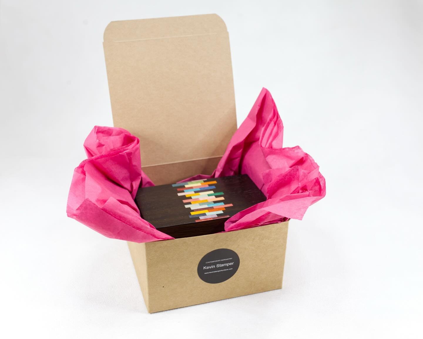 Still looking for that perfect present?
.
There&rsquo;s still time to order a handmade marquetry trinket box for Christmas! Made in solid wood with hand cut marquetry designs on the top, these little boxes really do hit the quality spot.
.
I&rsquo;ve