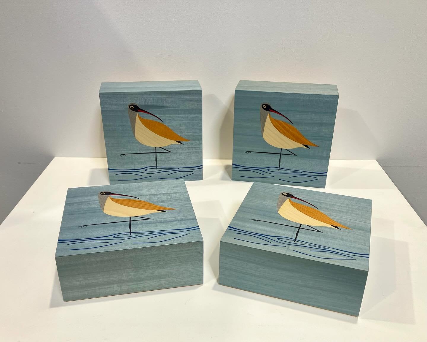A Salon of Curlews heading out to -

@cheltenham_open_studios 7 - 15 June
@glosguild shop Montpellier Cheltenham
@elevenbibury 

Catch them if you can!

.
.
.

#handmade 
#craft 
#craftmanship 
#furniture 
#design 
#collecting 
#interiors 
#decor 
#l