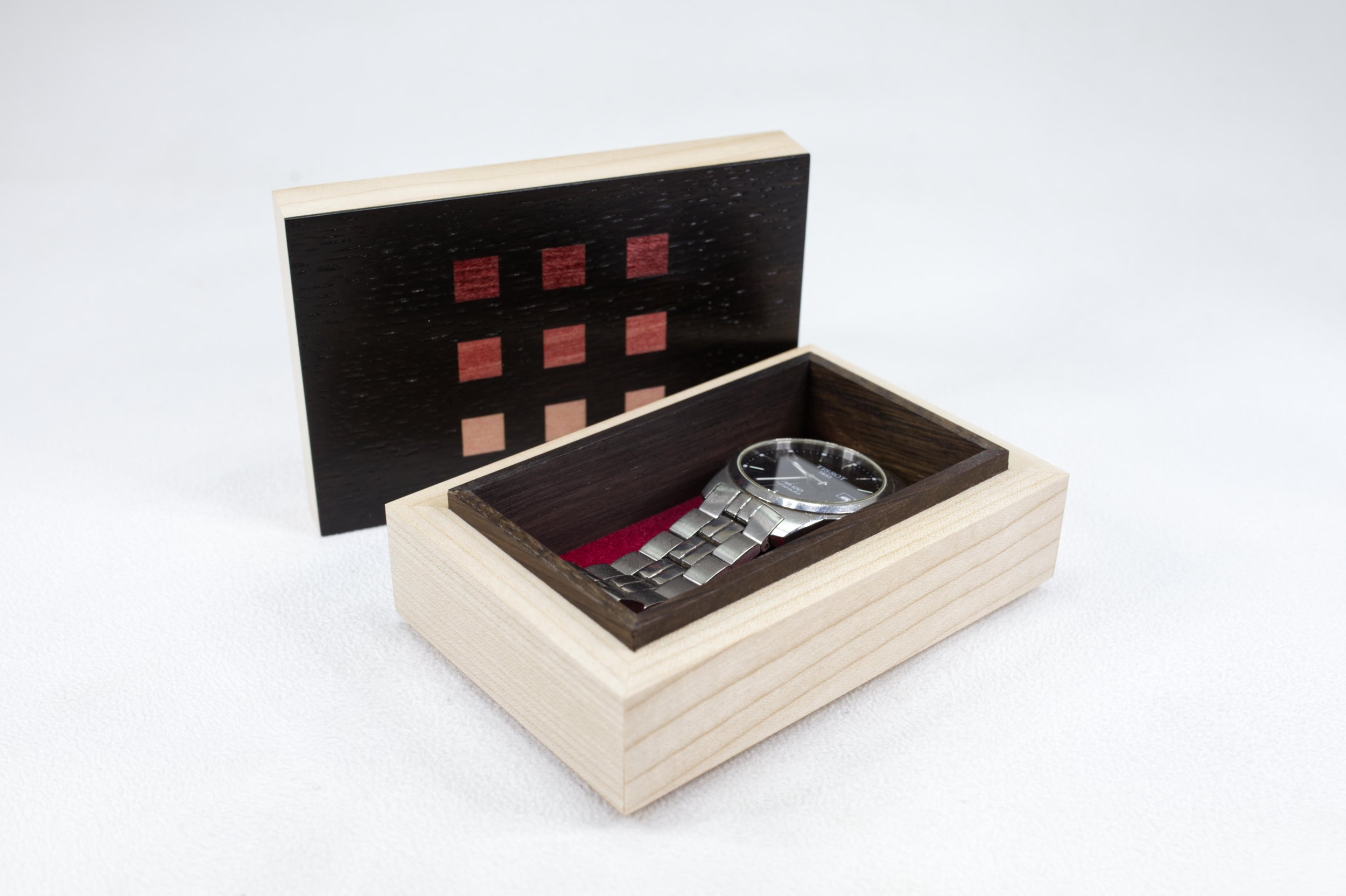 Red Grid 5.jpg