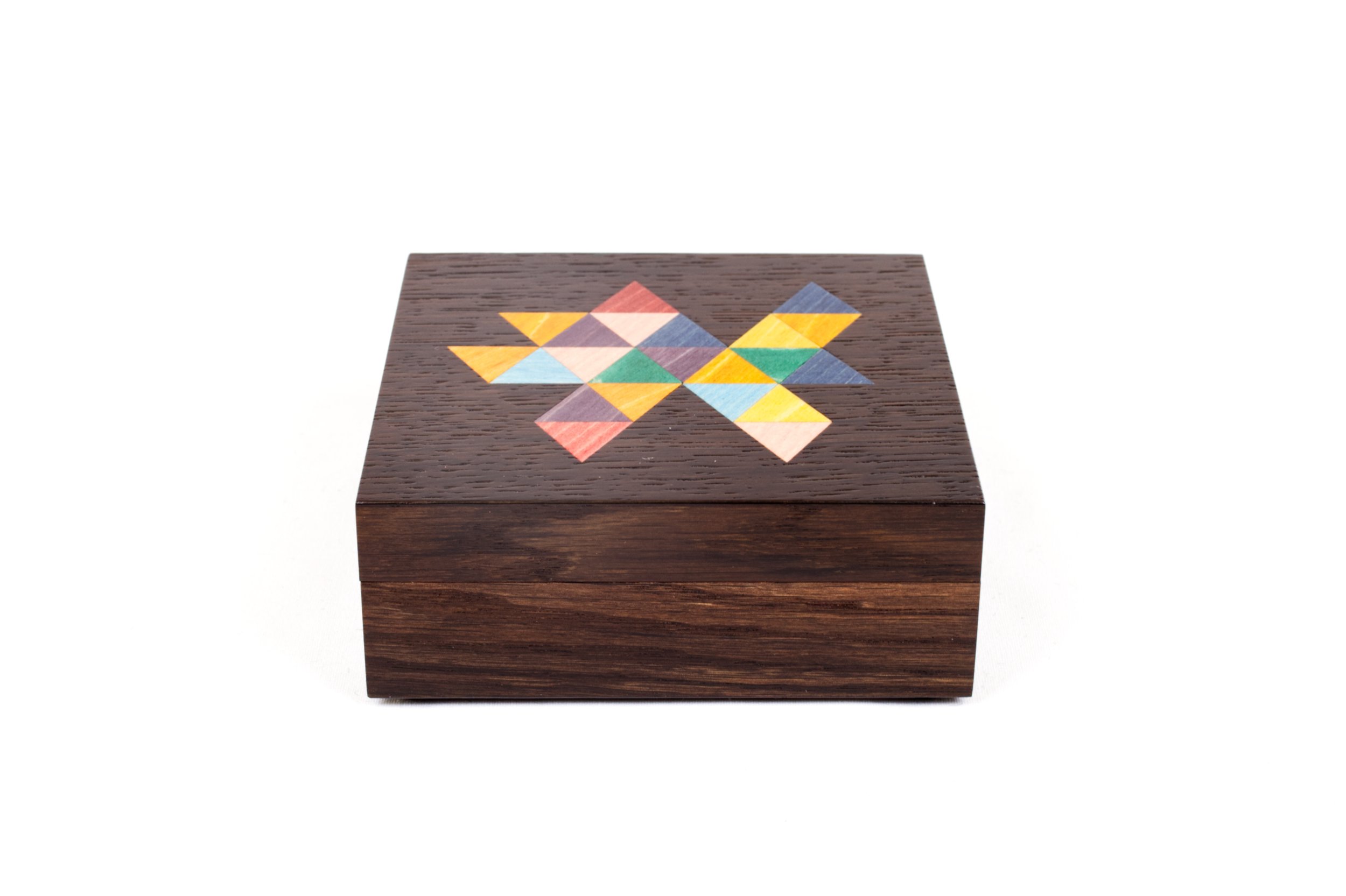 Lactrix Square Box 2.jpg