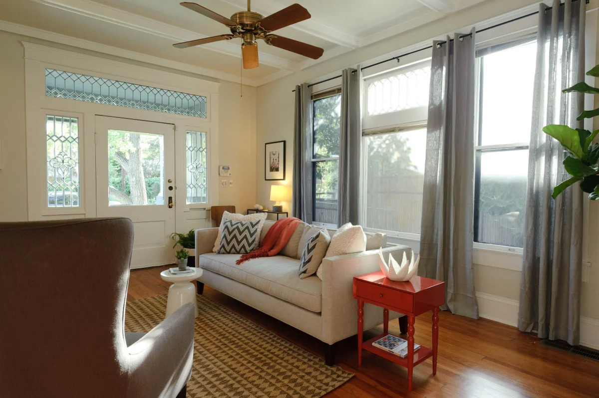 Traditional Modern Living