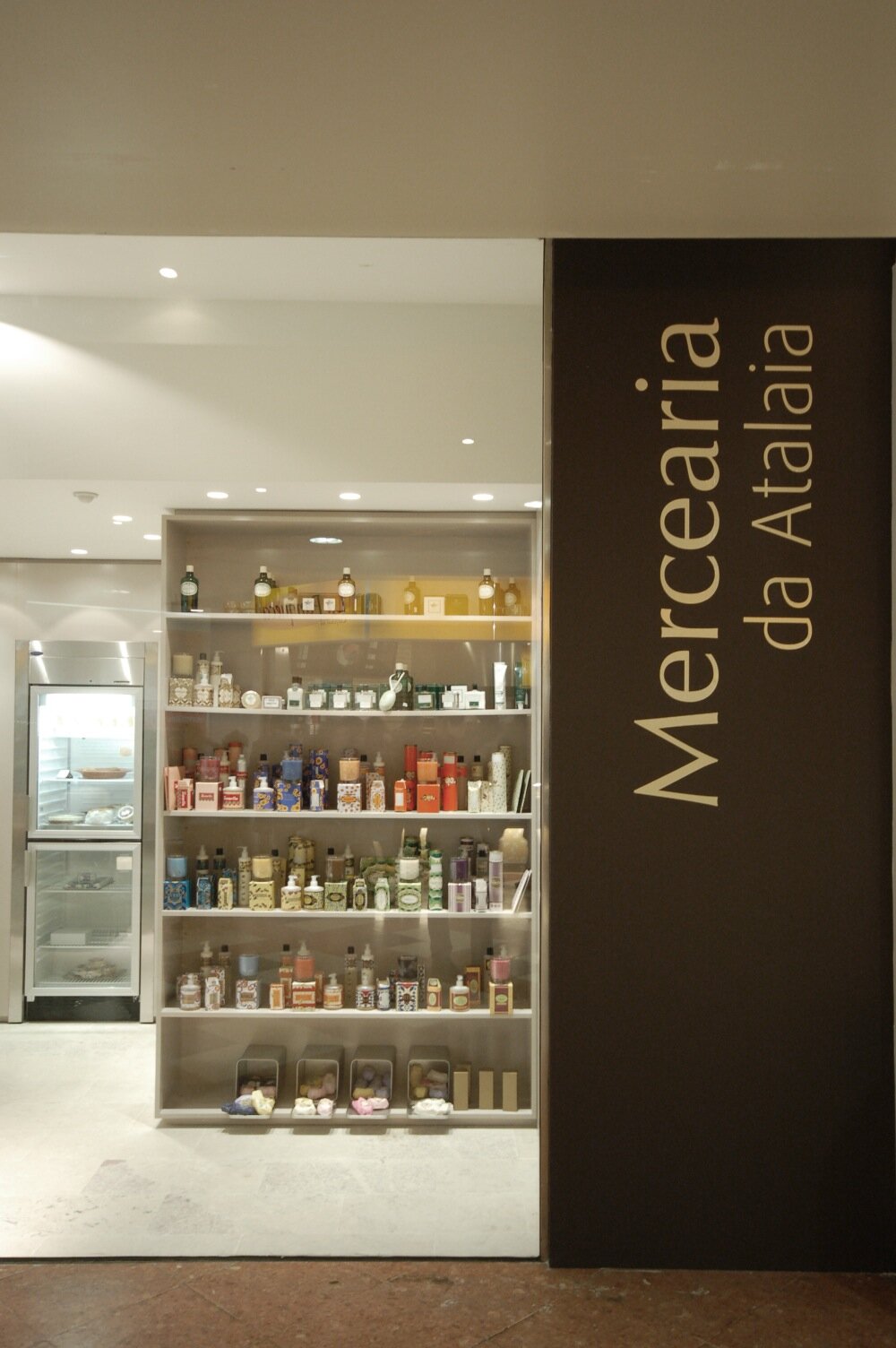 ColectivArquitectura_mercearia da atalaia 02, 2007_2906.jpg