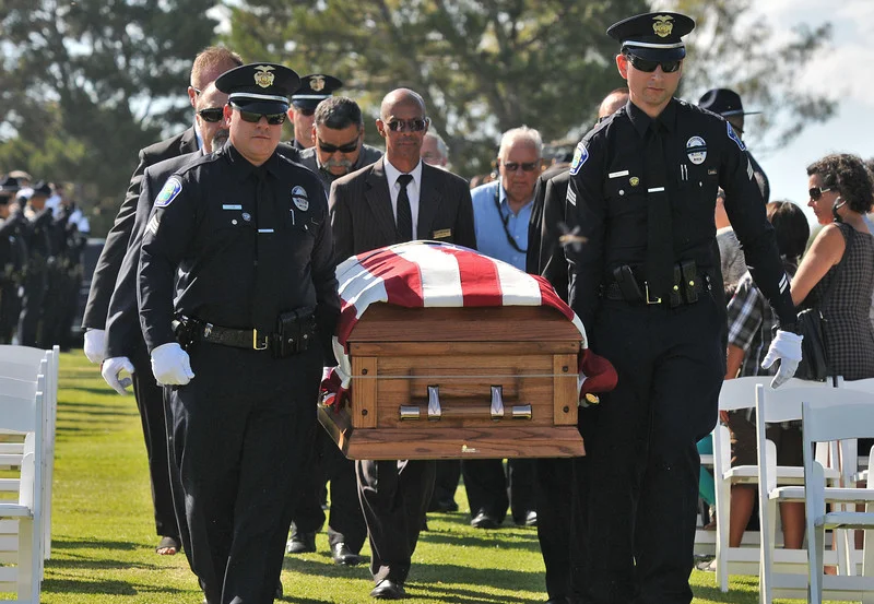  Rancho Palos Verdes, CA --Daily Breeze Staff Photo: Robert Casillas / LANG --- Funeral service for Hawthorne Police Sgt. Leonard Luna at Green Hills Memorial Park in Rancho Palos Verdes.