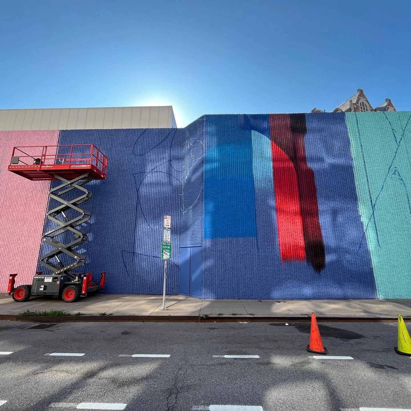 @cassiott x @chucktingley at the Buffalo Convention Center

A hint of what&rsquo;s to come! We primed, rested waiting on larger lifts and Friday our vision for Pearl St started coming to life. Back at it today! &hearts;️💙✨

Many thanks to Monica, Th