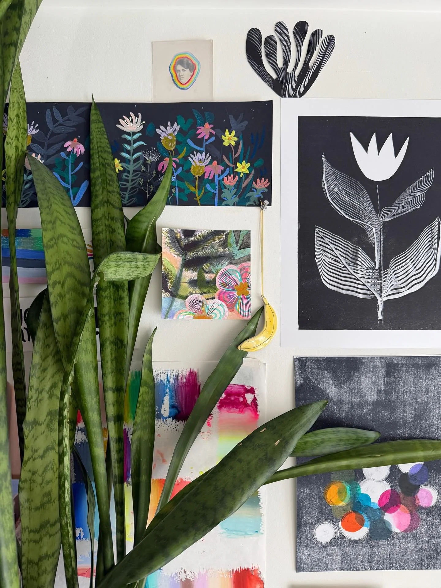 I spent the month of January hunkering/hibernating and I think I want to make it a yearly ritual. ❄️🌈💞✨