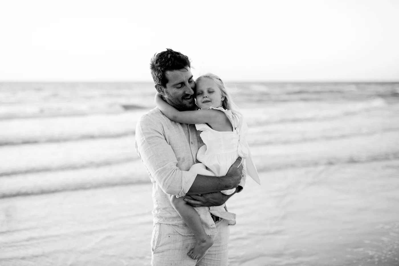 Gronert Family Session - Natural Family Photographer in Adelaide - Simple and Beautiful Family Photography - www.katherineschultzphotography.com_0020.jpg