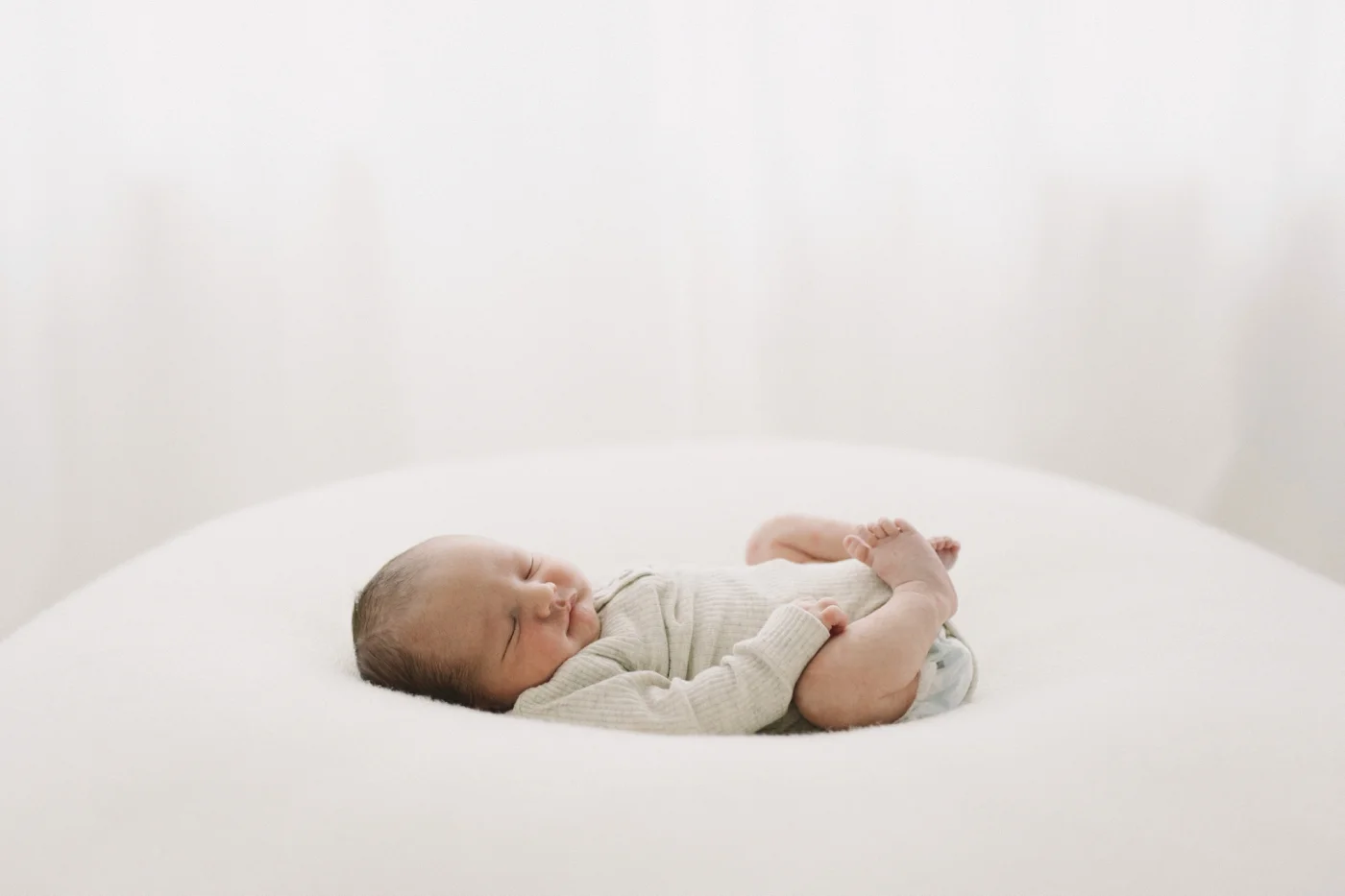 Baby Flynn - Natural Newborn Photography in Adelaide - Simple and Beautiful Newborn Photography - Katherine Schultz - Natural Light Newborn Photographer in Adelaide - www.katherineschultzphotography.com_0001.jpg