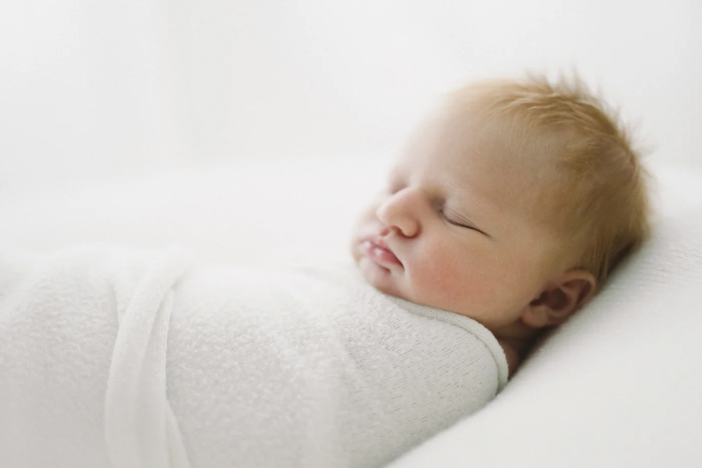 Baby Maggie - Natural Newborn Photography in Adelaide - Simple and Beautiful Newborn Photography - Katherine Schultz - Natural Light Newborn Photographer in Adelaide - www.katherineschultzphotography.com_0007.jpg