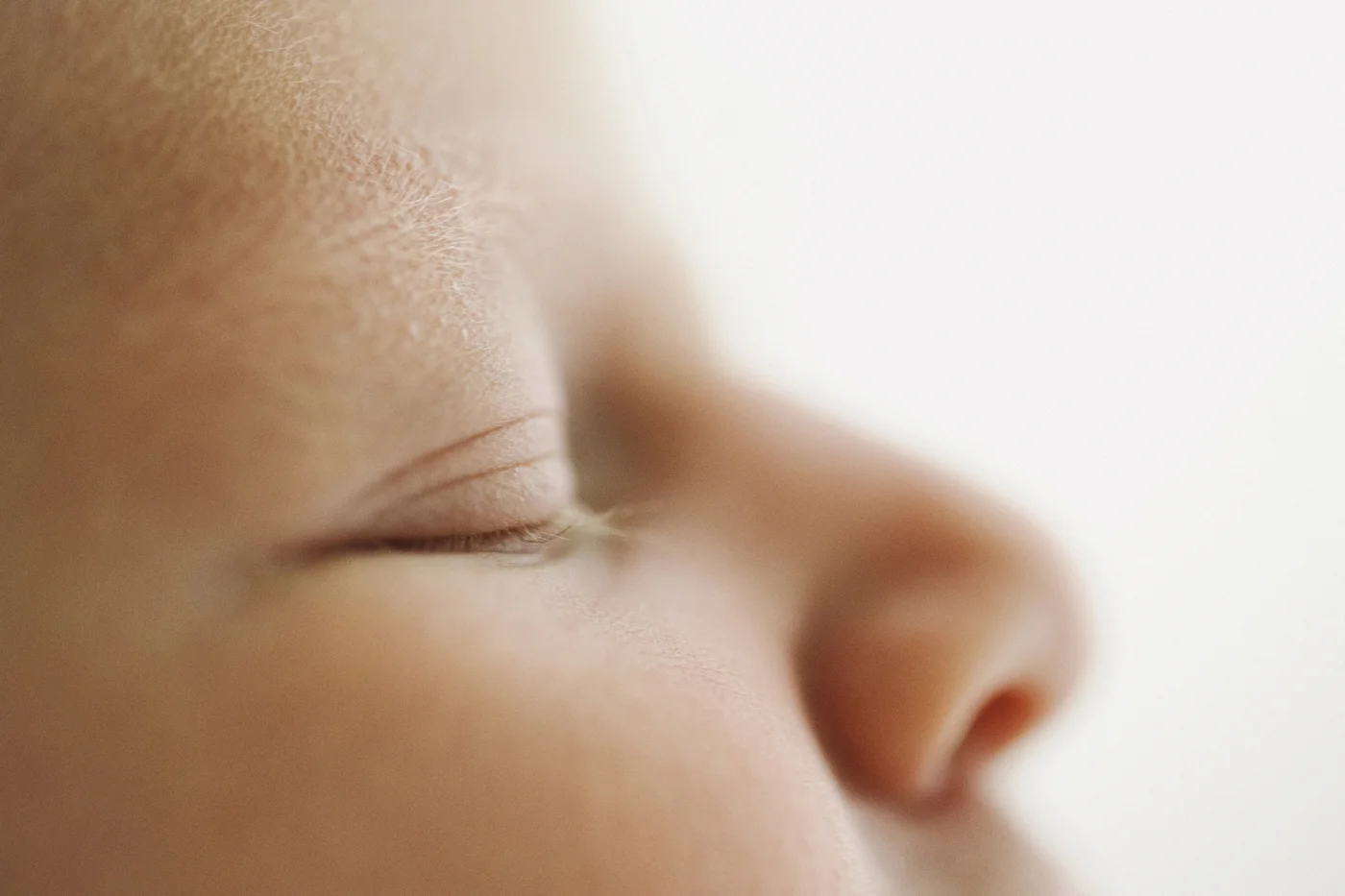 Baby Maggie - Natural Newborn Photography in Adelaide - Simple and Beautiful Newborn Photography - Katherine Schultz - Natural Light Newborn Photographer in Adelaide - www.katherineschultzphotography.com_0008.jpg