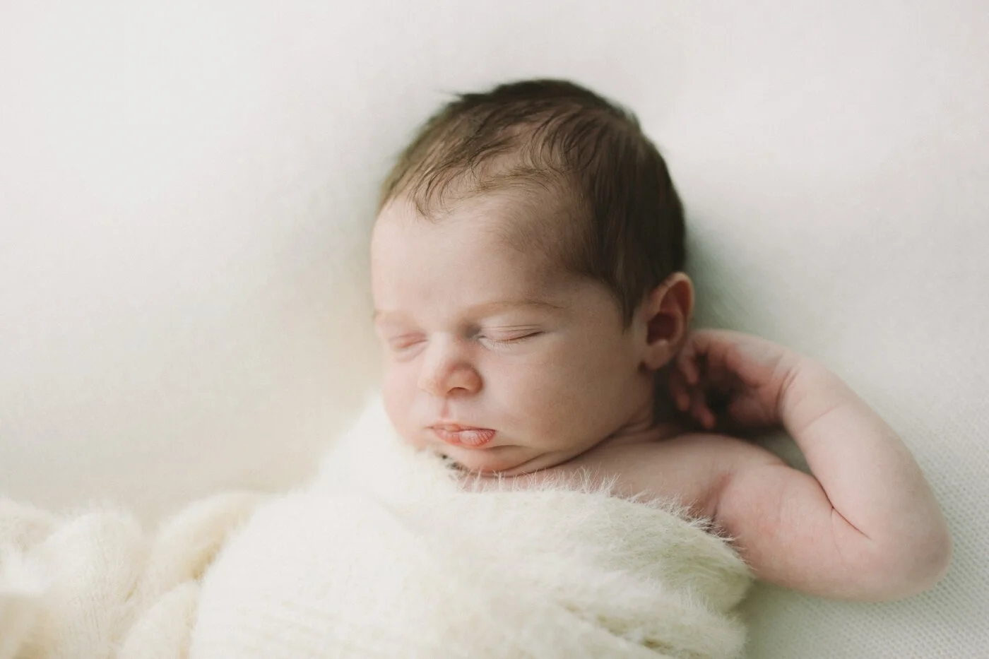 Baby Chayce - Natural Newborn Photography in Adelaide - Simple and Beautiful Newborn Photography - Katherine Schultz - Natural Light Newborn Photographer in Adelaide - www.katherineschultzphotography.com_0009.jpg