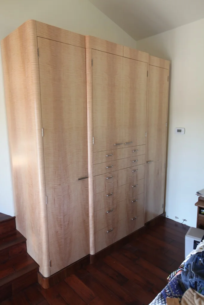 Cabinet3.jpg