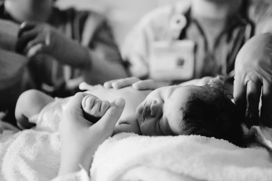Cleveland Birth Photographer_0005.jpg