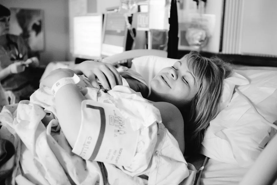 Cleveland Birth Photographer_0006.jpg