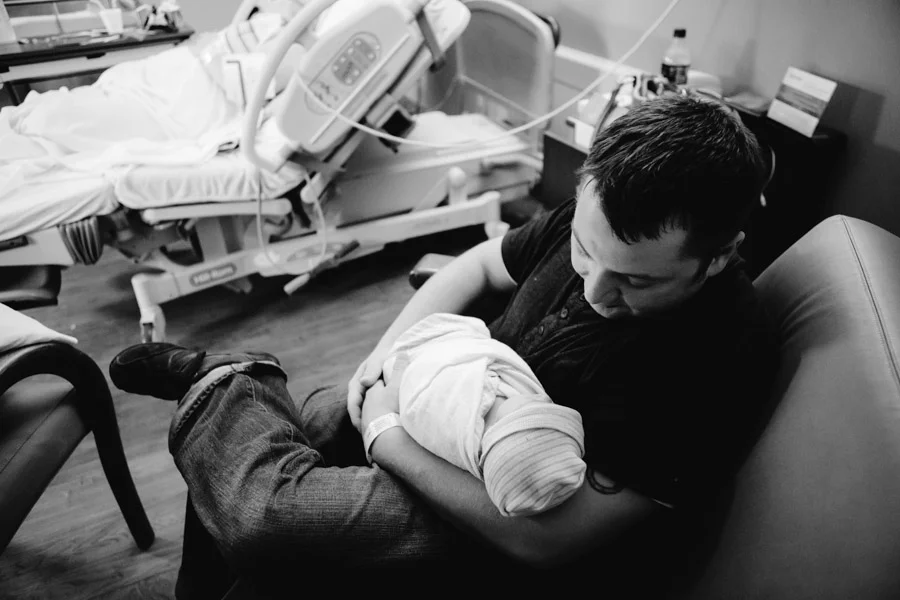 Cleveland Birth Photographer_0023.jpg