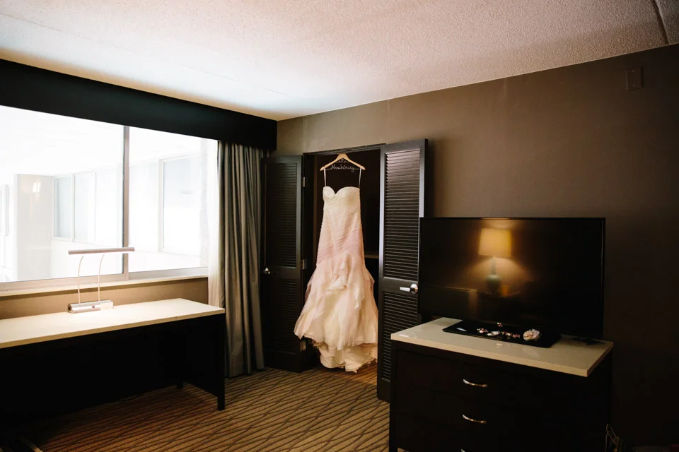 Cleveland Wedding Photographer _0001.jpg