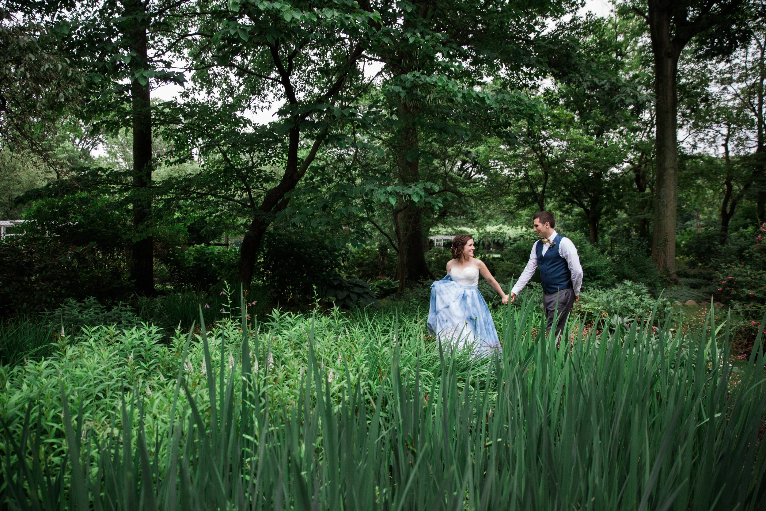 A Starry Night Wedding at Mooreland Mansion | Cleveland Wedding Photographer