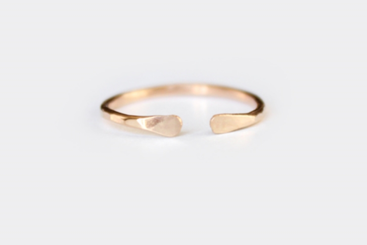 Cuff Ring by Junghwa