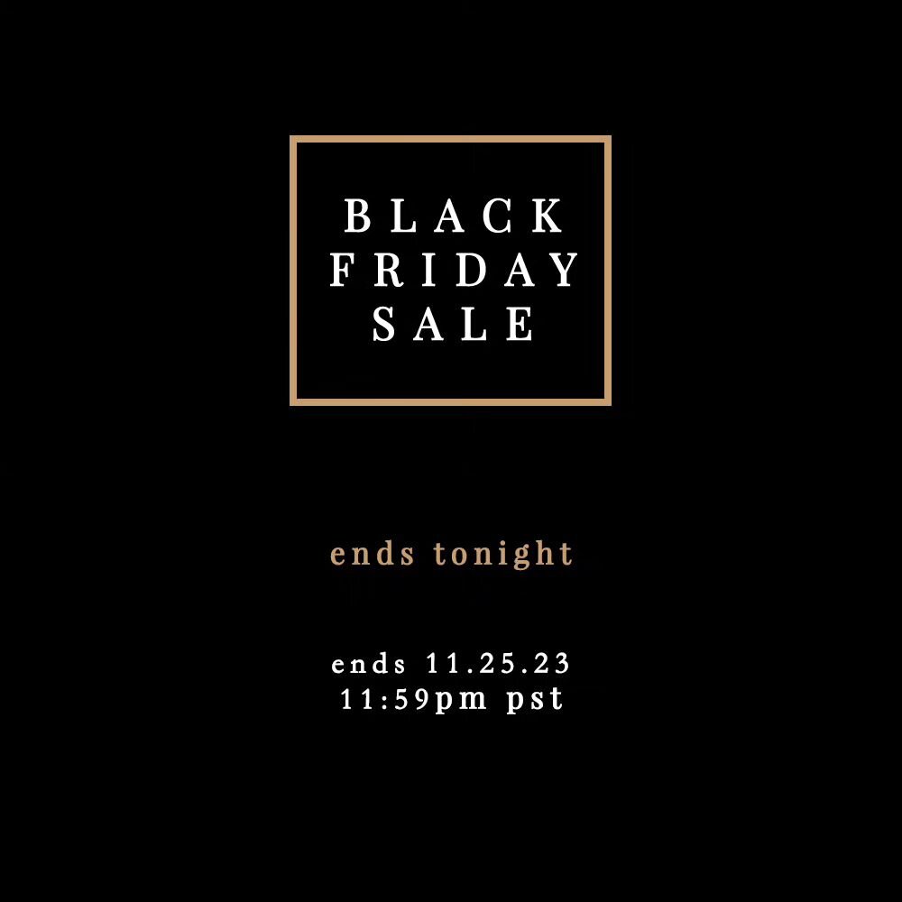 Oh today came up quick! Our huge Black Friday sale ends tonight at 11:59pm pst. Be sure to get all those goodies you've been eyeing before it's over! ⏰️
.
.
.
#junghwabyamystewart #handmadejewelry #handmade #jewelry #etsy #handstamped #blackfriday