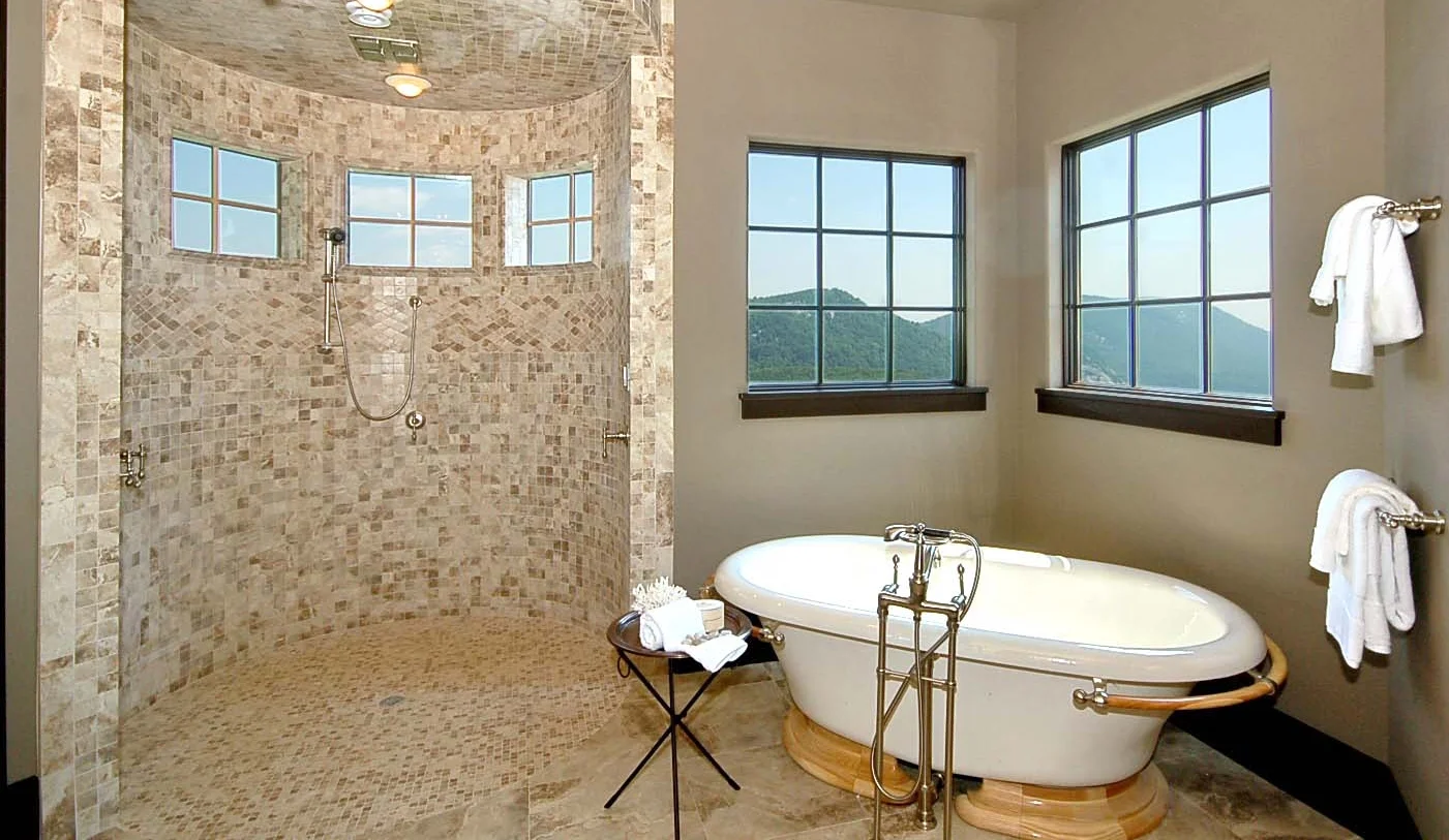 13DSCmasterbath_0134 copy.jpg