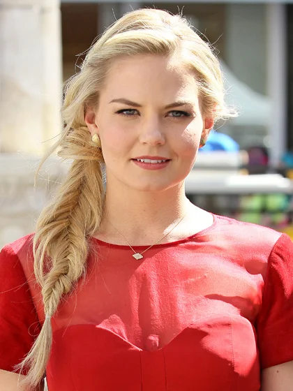summer-hair-jennifer-morrison-piecey-fishtail-braid.jpg