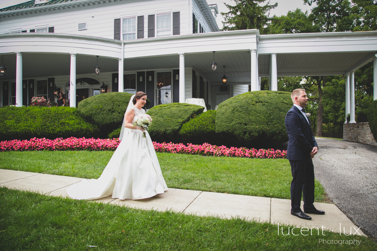 Mansion_Valley_Country_Club_Towson_Maryland_Wedding_Photography-106.jpg