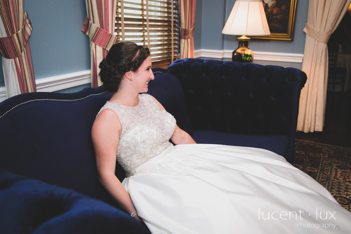 Mansion_Valley_Country_Club_Towson_Maryland_Wedding_Photography-151.jpg