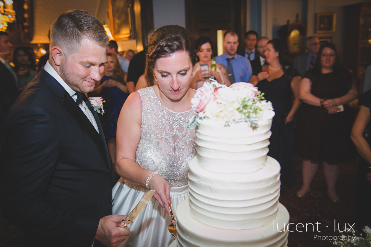 Mansion_Valley_Country_Club_Towson_Maryland_Wedding_Photography-171.jpg