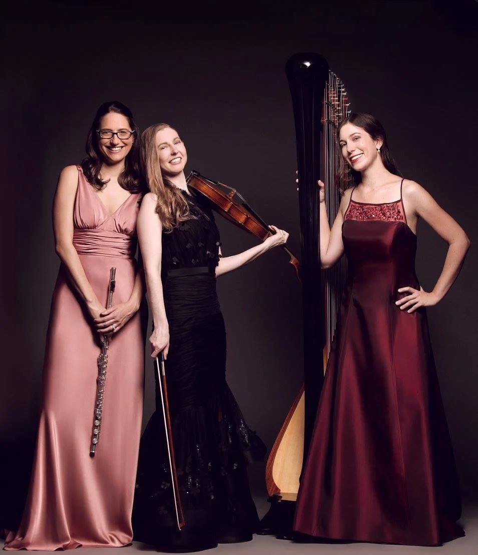 Trio Sirènes - Embracing the Wind