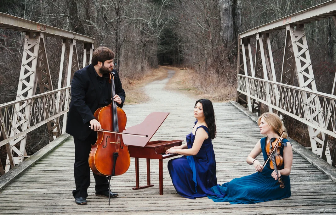 Neave Trio - Moon Trio