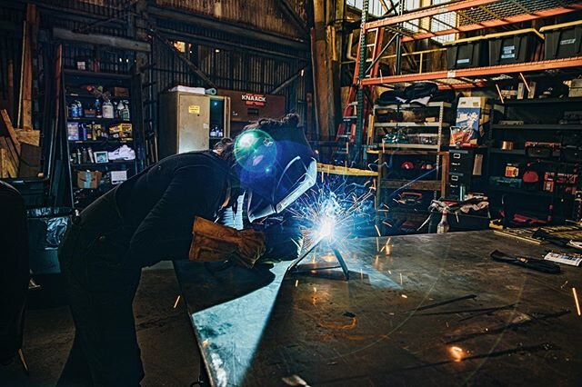 Some action shots of one of our welders @arianacrow in the shop! 
Photographer: @vacayphoto