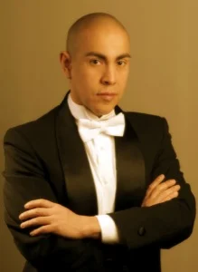 Headshot-I_2.jpg