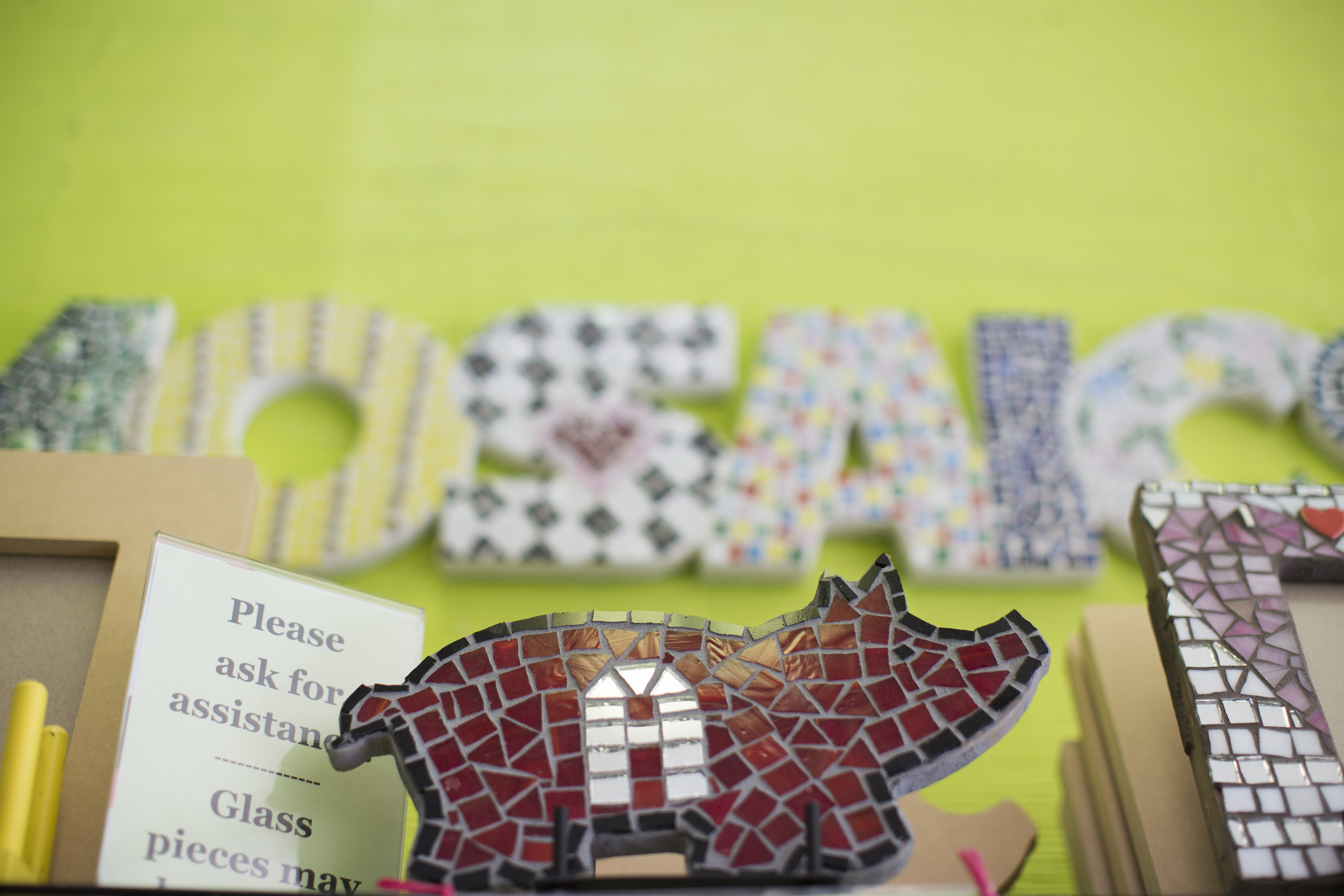  Make mosaics and take them home the same day 