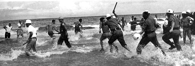 staug-beach2.jpg